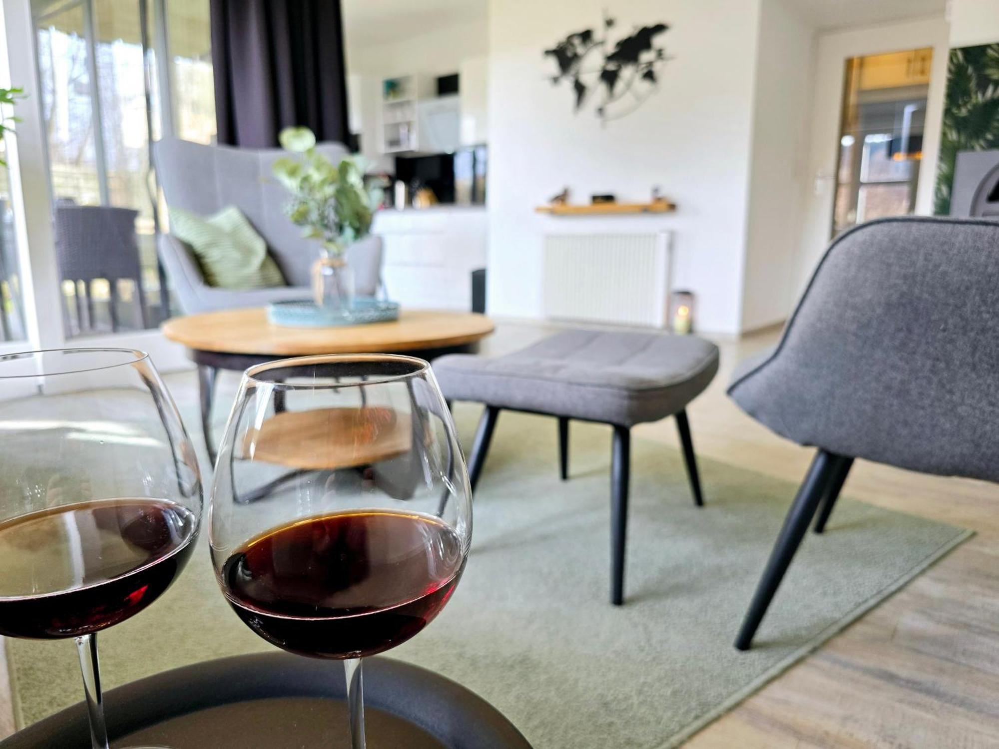 Ferienwohnung Fuchsbau Mit Kamin & Terrasse & Hunde Winterberg Exterior foto